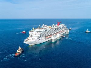 به آب اندازی شناور مسافربری الماس